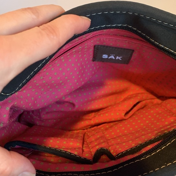 The Sak Woven Adjustable Strap Shoulder Bag Purse - Picture 5 of 6